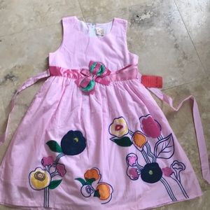 Girls dress